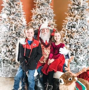 Meet your Posher, Angela